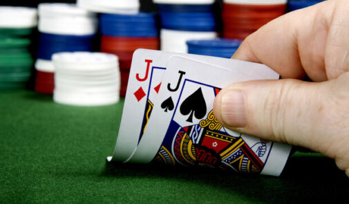 Second tier starting hands trong các ván cược Poker